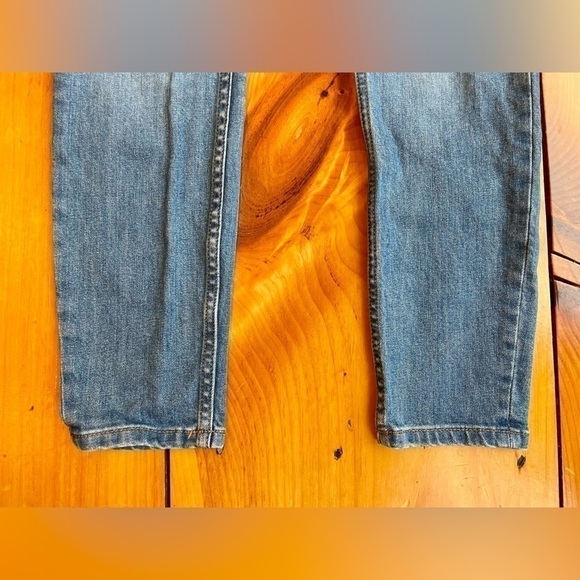 Everlane Mid-Rise Skinny Jean | Size 26 - Picture 5 of 9